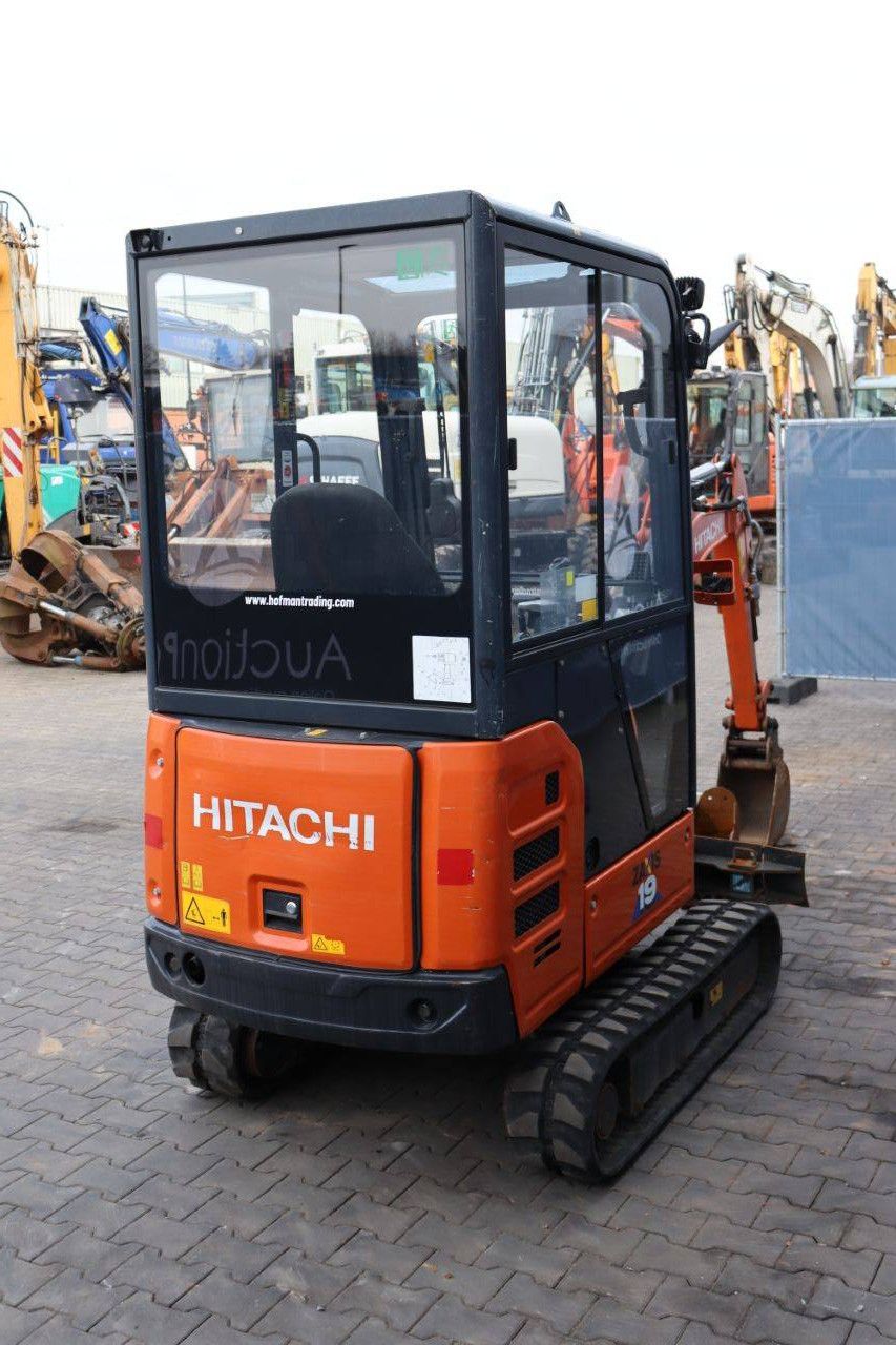 Minigraver Hitachi ZX19-6CR Diesel 11.5kW 2022