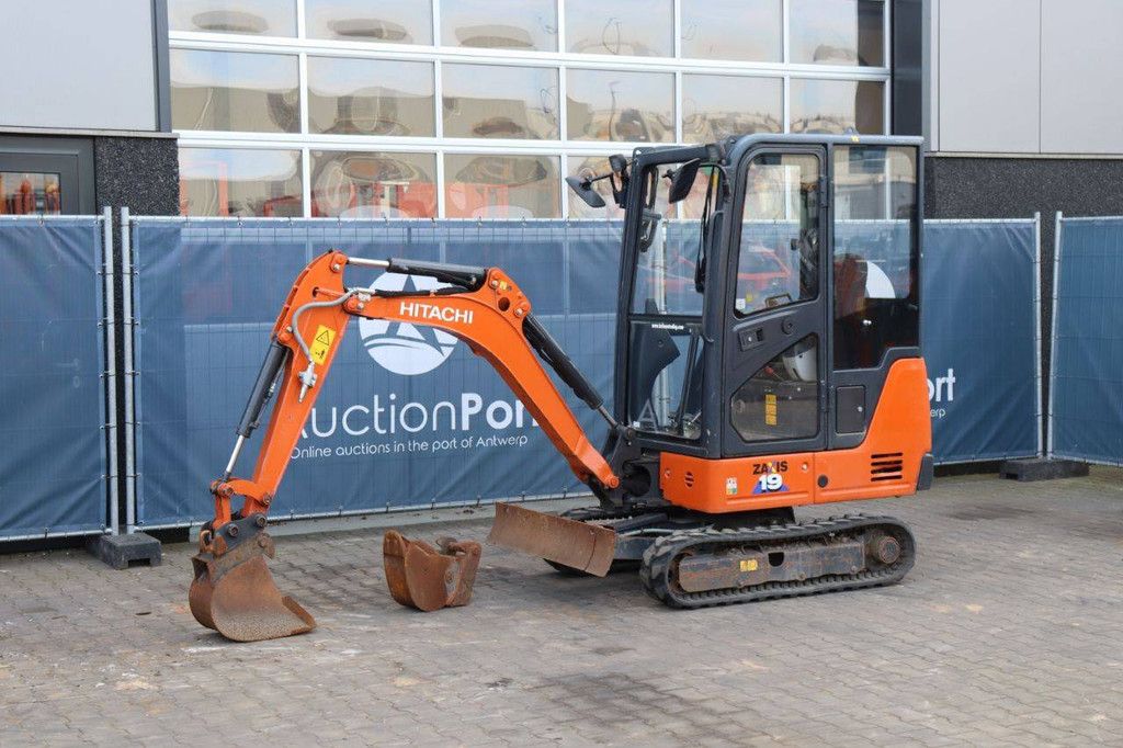 Minigraver Hitachi ZX19-6CR Diesel 11.5kW 2022