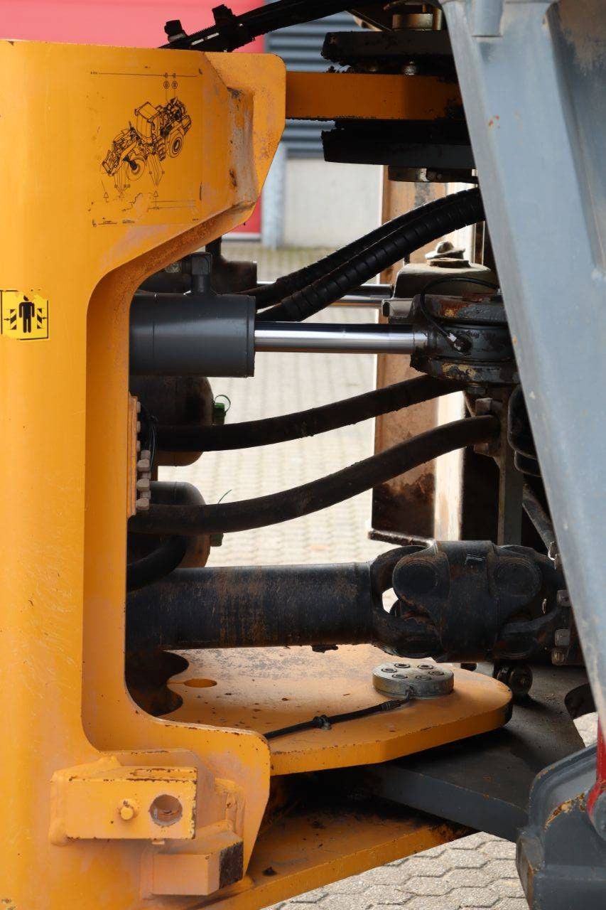 Wiellader Liebherr L566 Diesel 190kW 2016