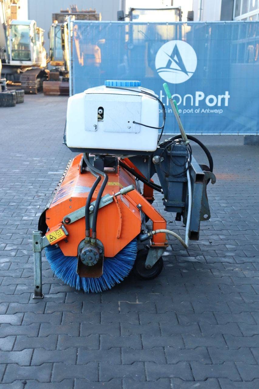 Sweeping brush attachment Tuchel Plus P1 180 HS 560 2004