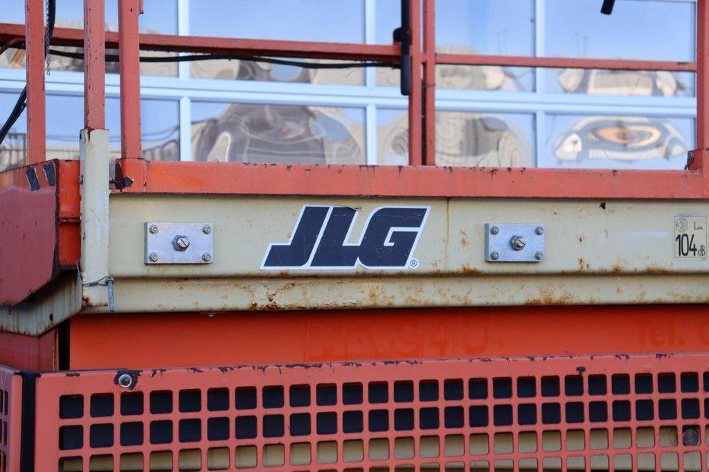 JLG M3369 Elektro- + Diesel-Scherenarbeitsbühne 12,06 m 2013