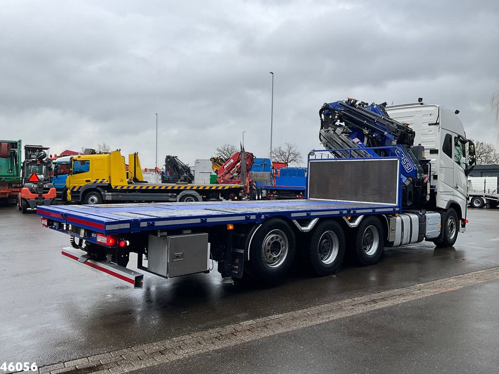Volvo FH 16.550 8x4 Euro 6 Fassi 42 Tonmeter laadkraan + Fly-Jib Just 236.666 km!