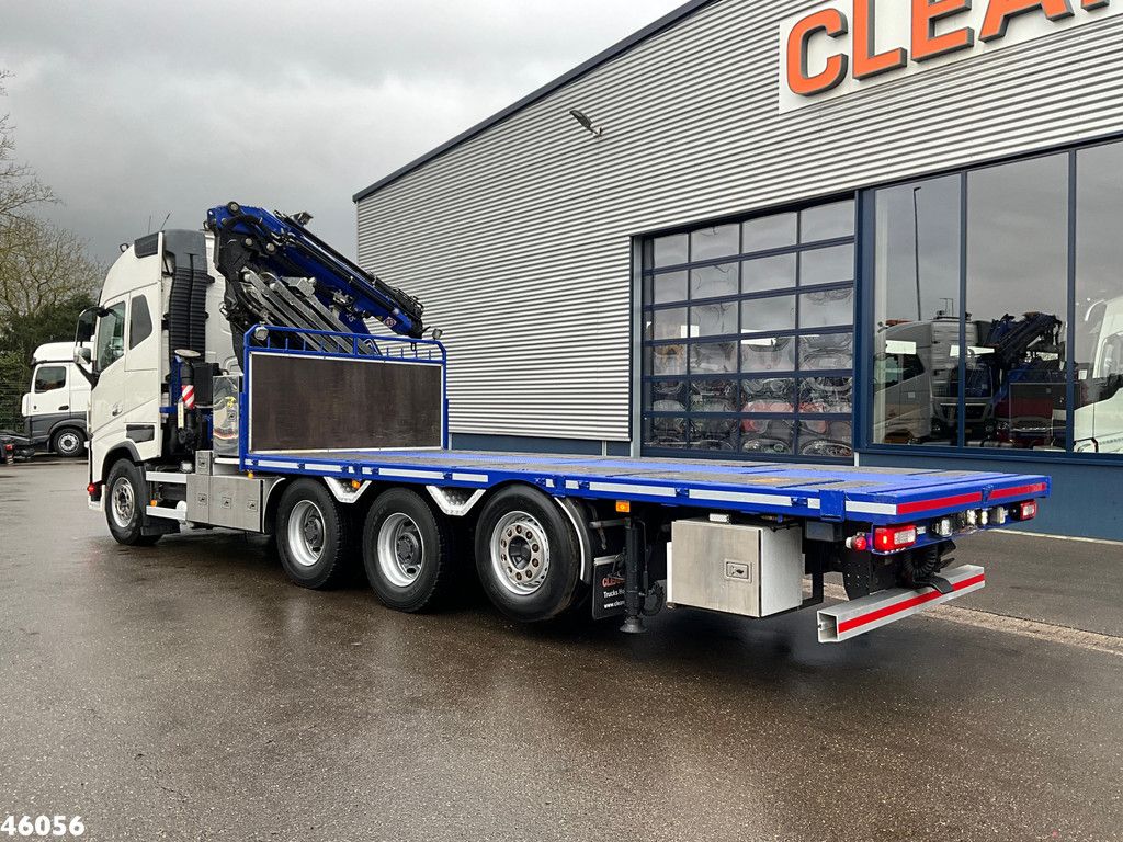 Volvo FH 16.550 8x4 Euro 6 Fassi 42 Tonmeter laadkraan + Fly-Jib Just 236.666 km!
