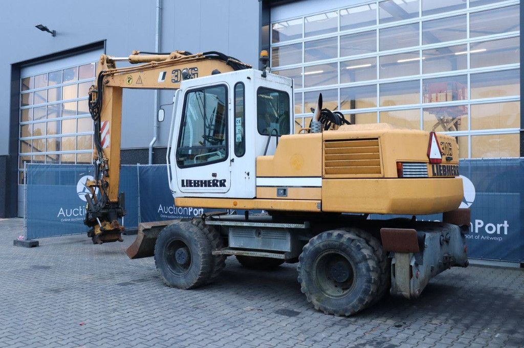 Liebherr A316 Radbagger, Diesel, 82 kW, Baujahr 1999
