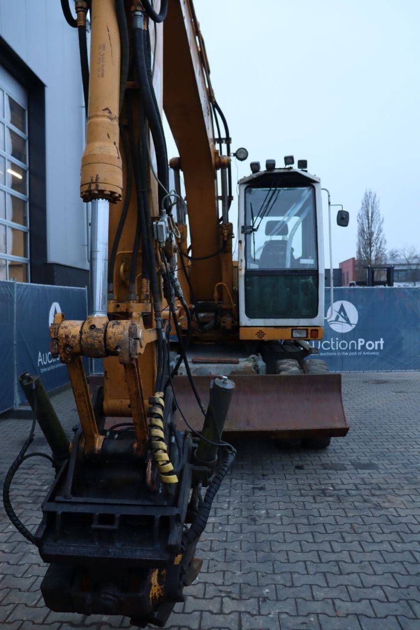 Liebherr A316 Radbagger, Diesel, 82 kW, Baujahr 1999