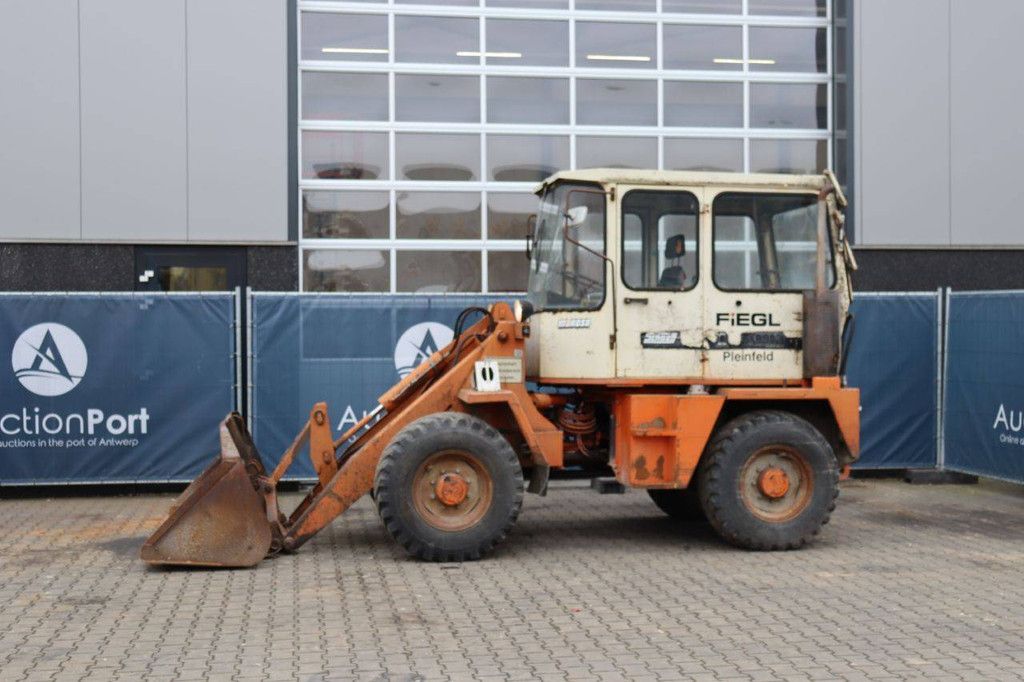 Wheel loader Schaeff SKB 902 Diesel 52kW 1988