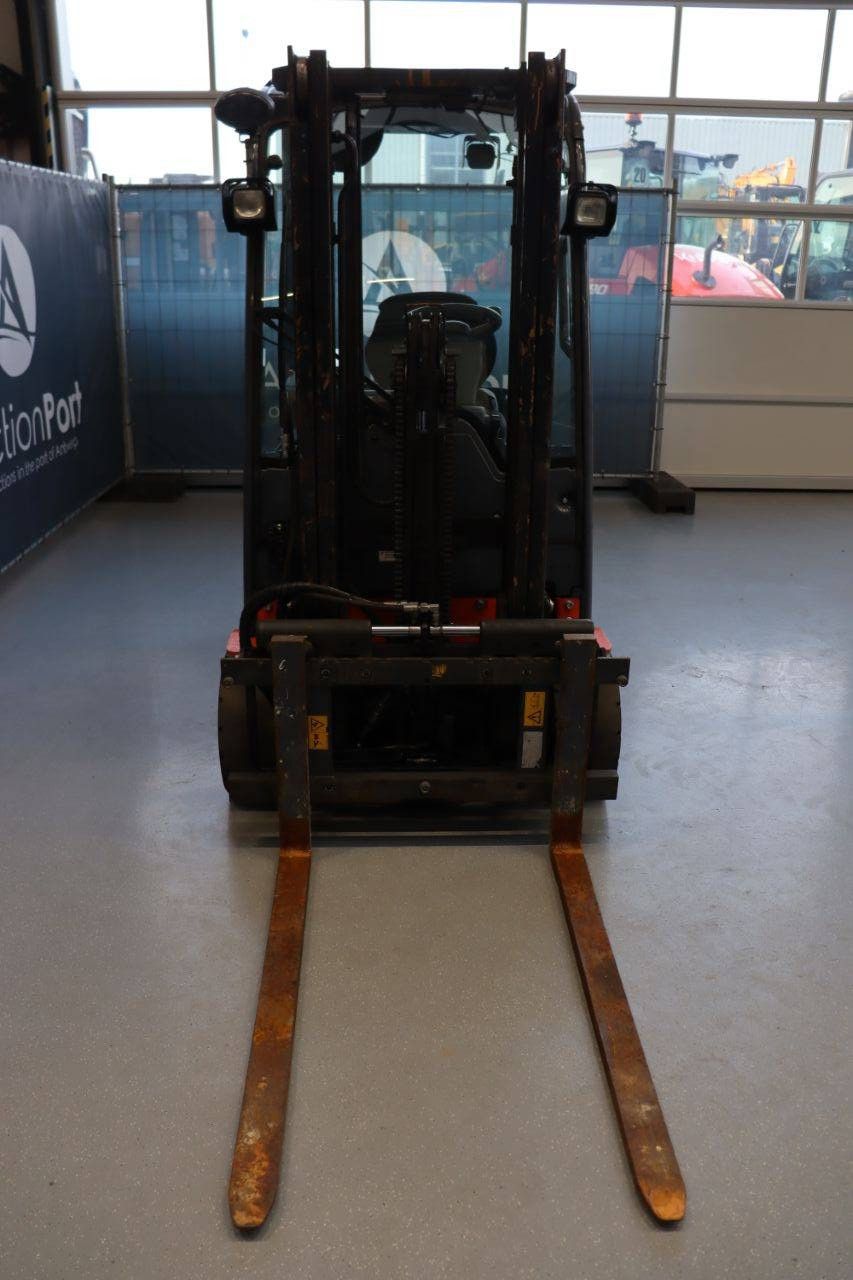 Forklift Toyota 8FBET20 Electric 2000kg 4.3m 2015