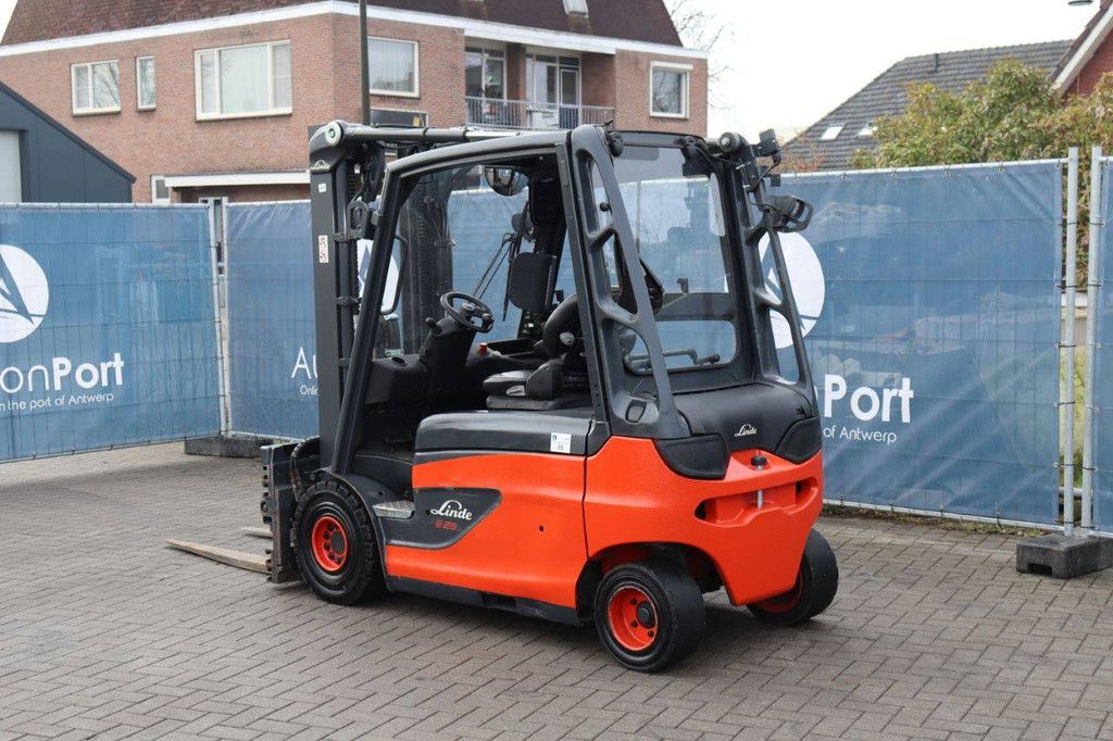 Linde E25L-01 Elektro-Gabelstapler 2500 kg 2020