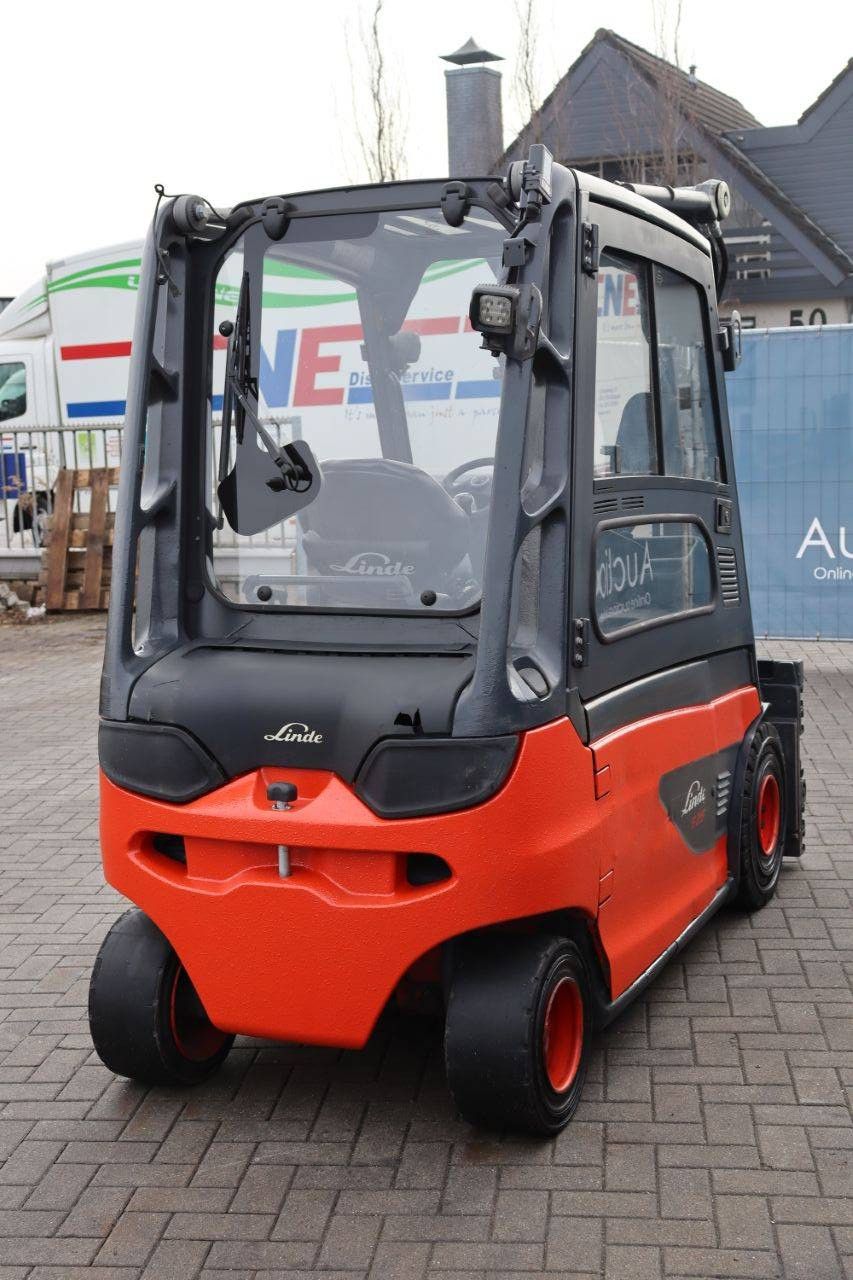 Linde E25L-01 Elektro-Gabelstapler 2500 kg 2020