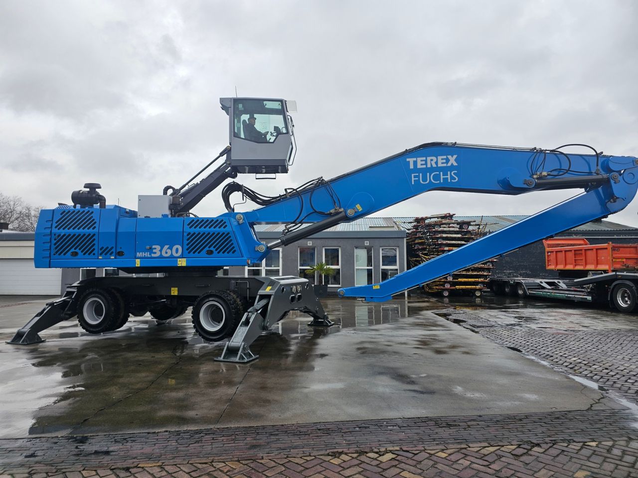 Fuchs MHL 360 ( Geen Adblue )