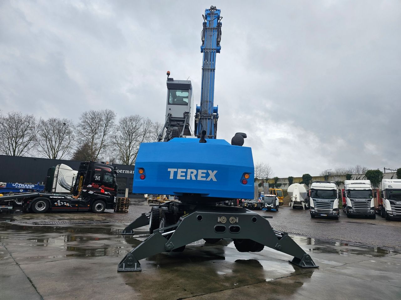 Fuchs MHL 360 ( Geen Adblue )