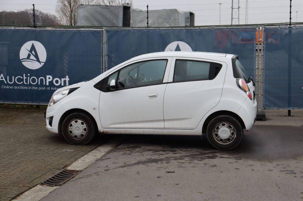 Passenger car Chevrolet Spark Petrol 68 hp 2012 (Margin)
