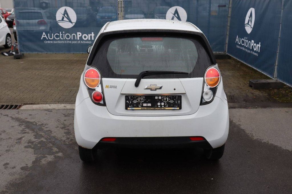 Passenger car Chevrolet Spark Petrol 68 hp 2012 (Margin)