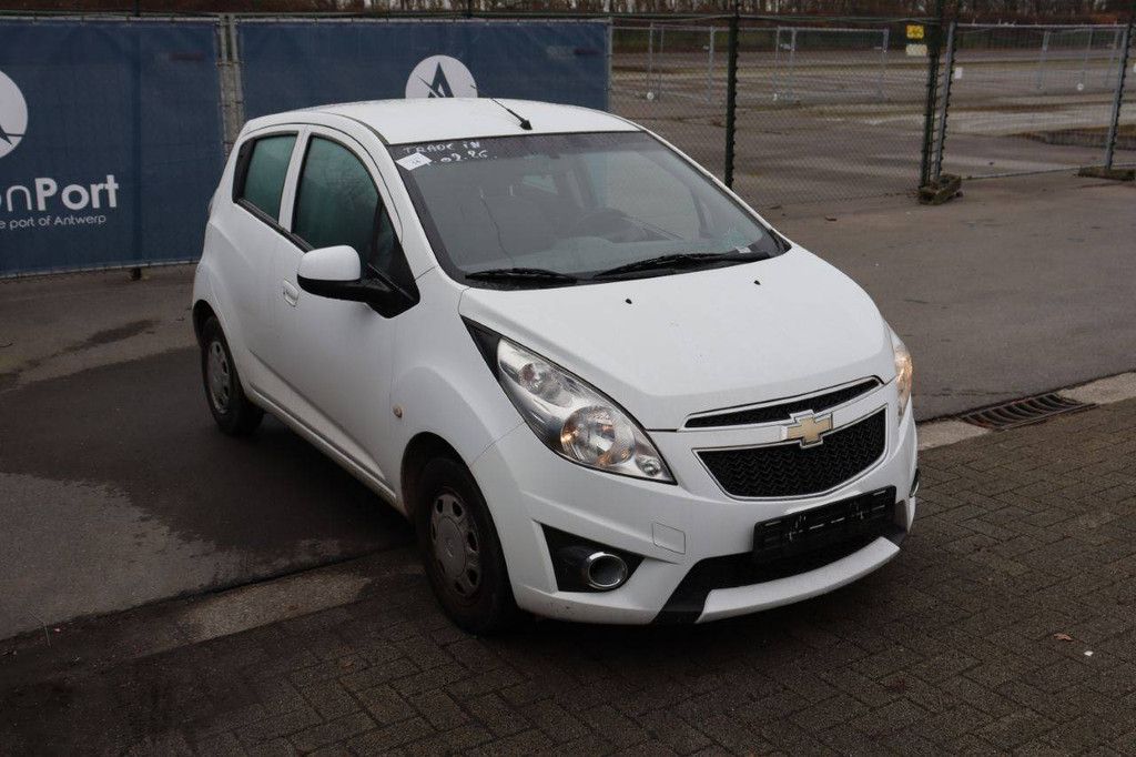 Passenger car Chevrolet Spark Petrol 68 hp 2012 (Margin)