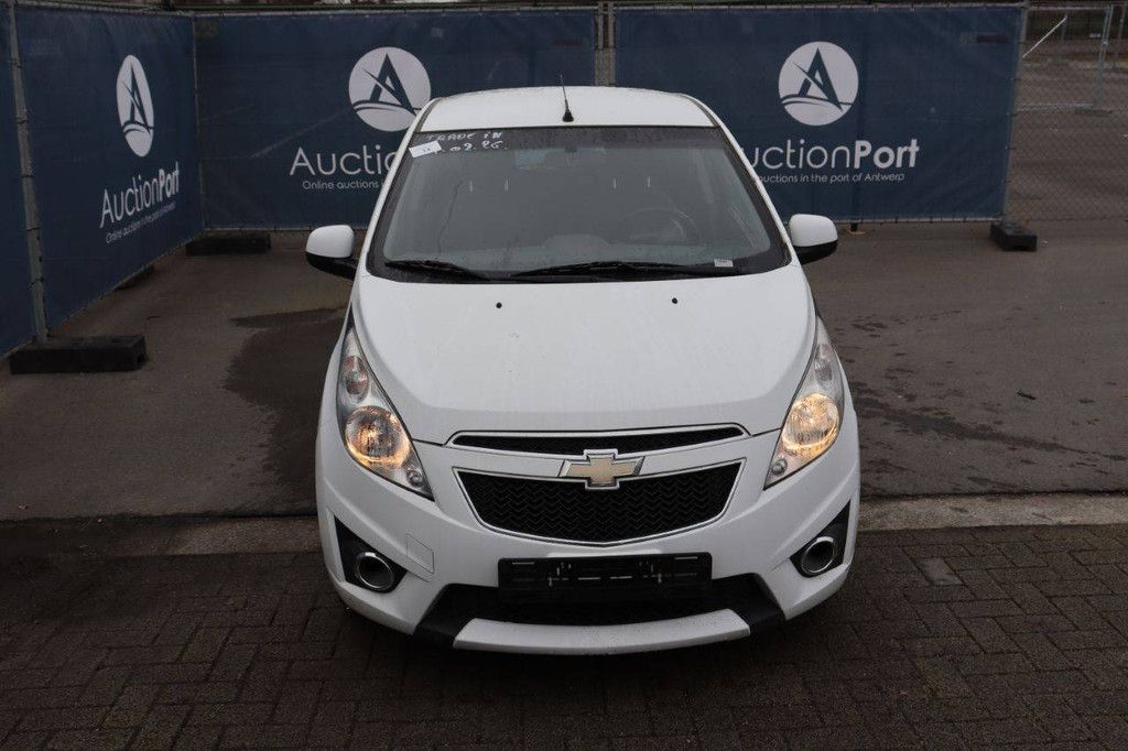 Passenger car Chevrolet Spark Petrol 68 hp 2012 (Margin)