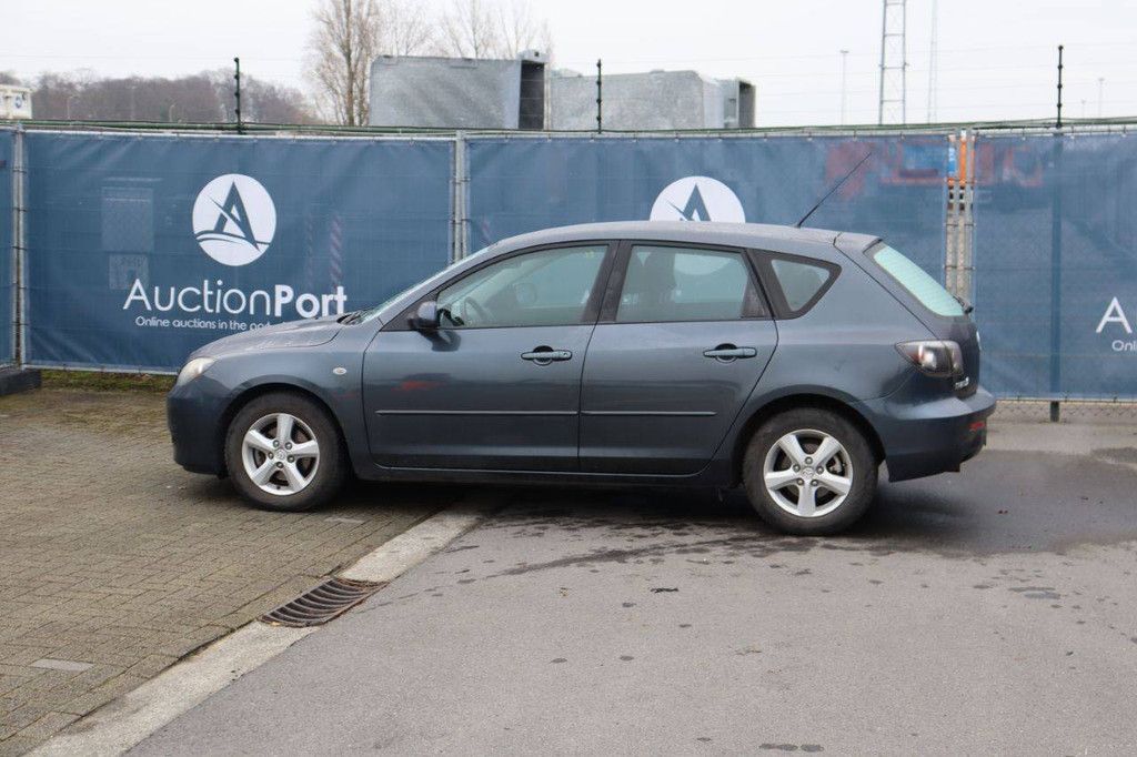 Passenger car Mazda 3 Petrol 84 hp 2009 (Margin)