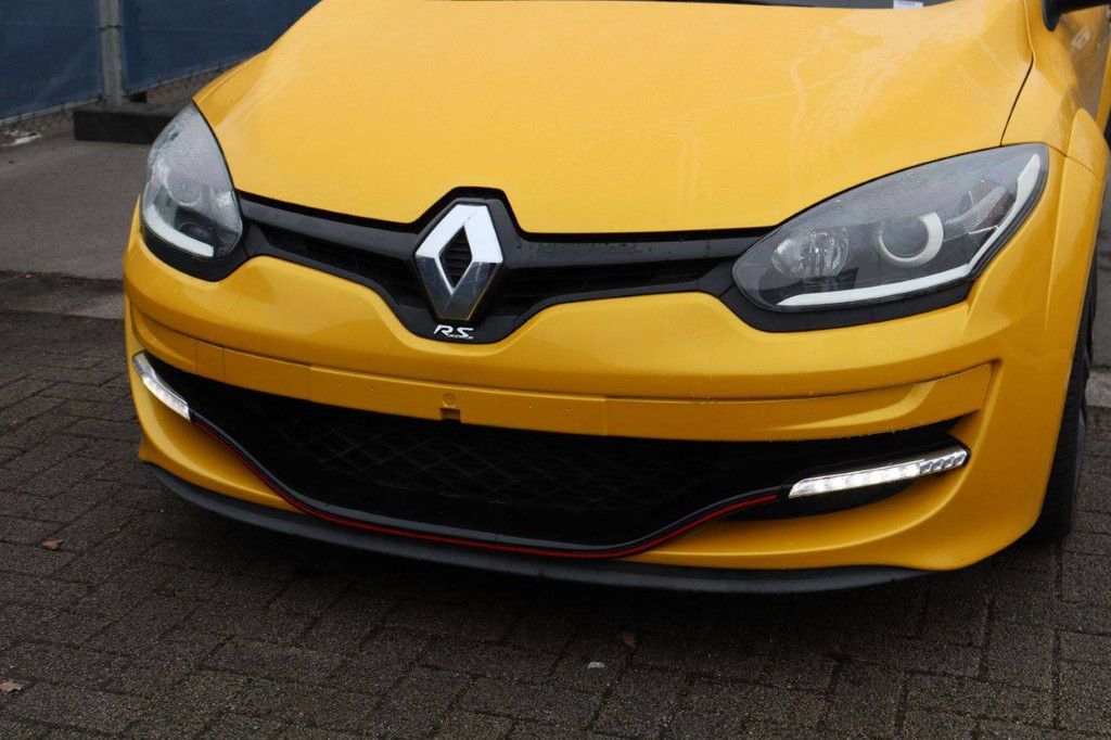 Pkw Renault Mégane Benzin 265 PS 2014 (Marge)