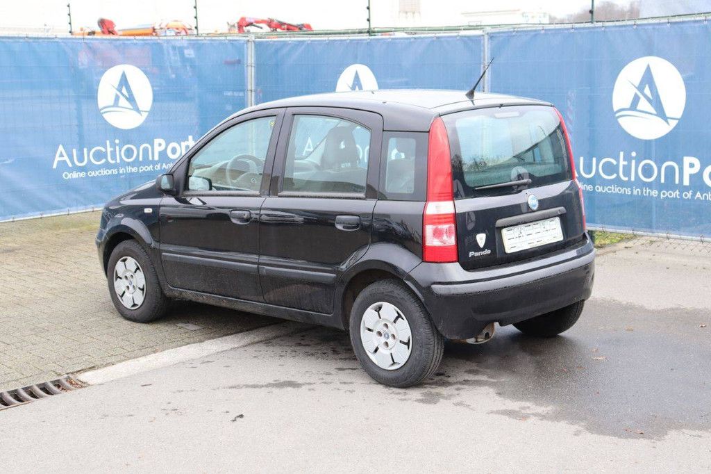 Pkw Fiat Panda Benzin 54 PS 2007 (Margin)