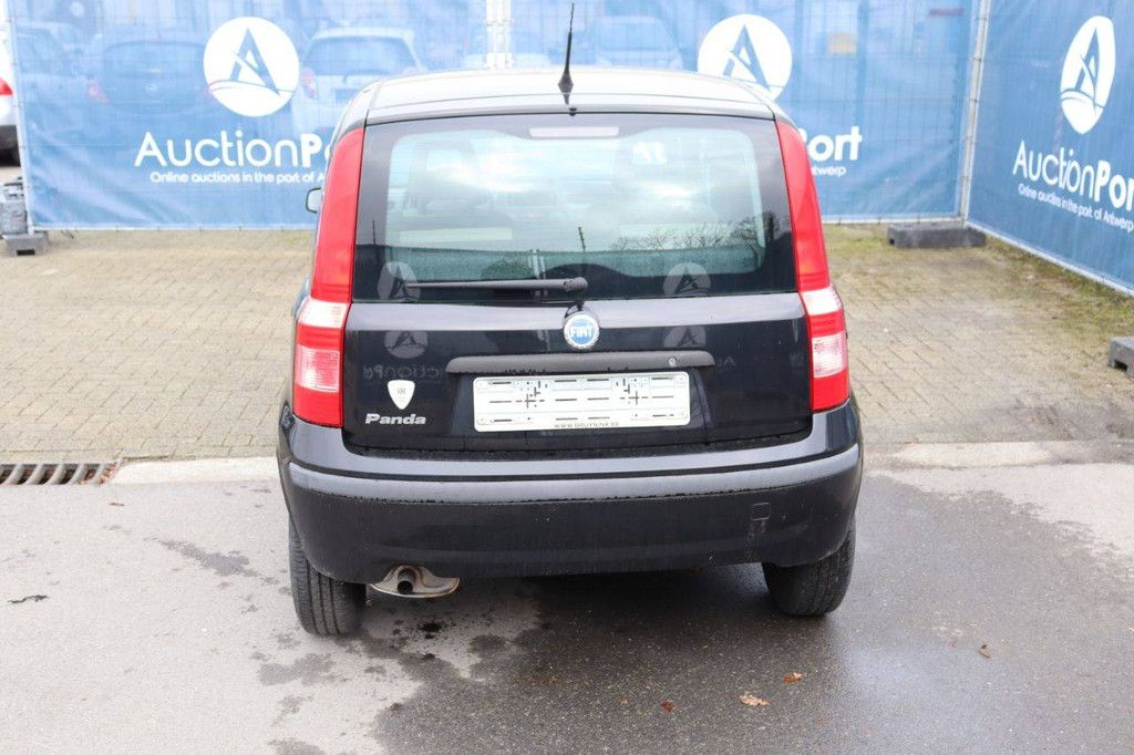 Pkw Fiat Panda Benzin 54 PS 2007 (Margin)