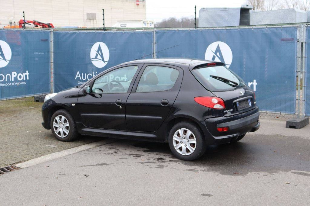 Passenger car Peugeot 206+ Petrol 60 hp 2010 (Margin)