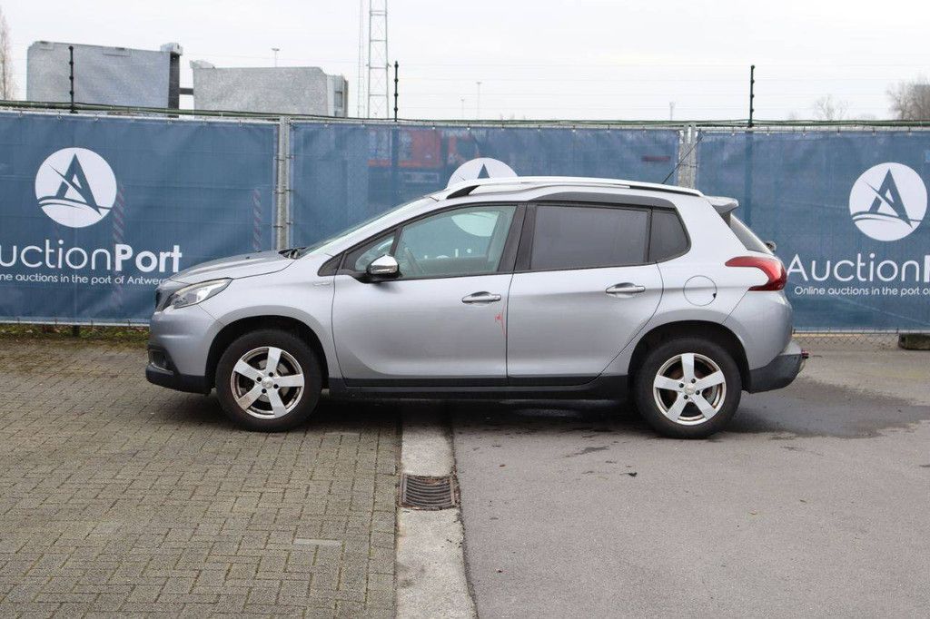 SUV Peugeot 2008 Petrol 82 hp 2018 (Margin)