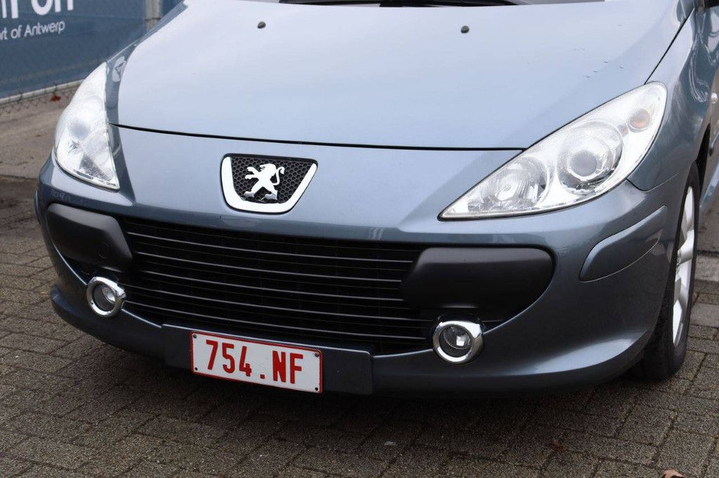 Pkw Peugeot 307 Benzin 110 PS 2007 (Margin)