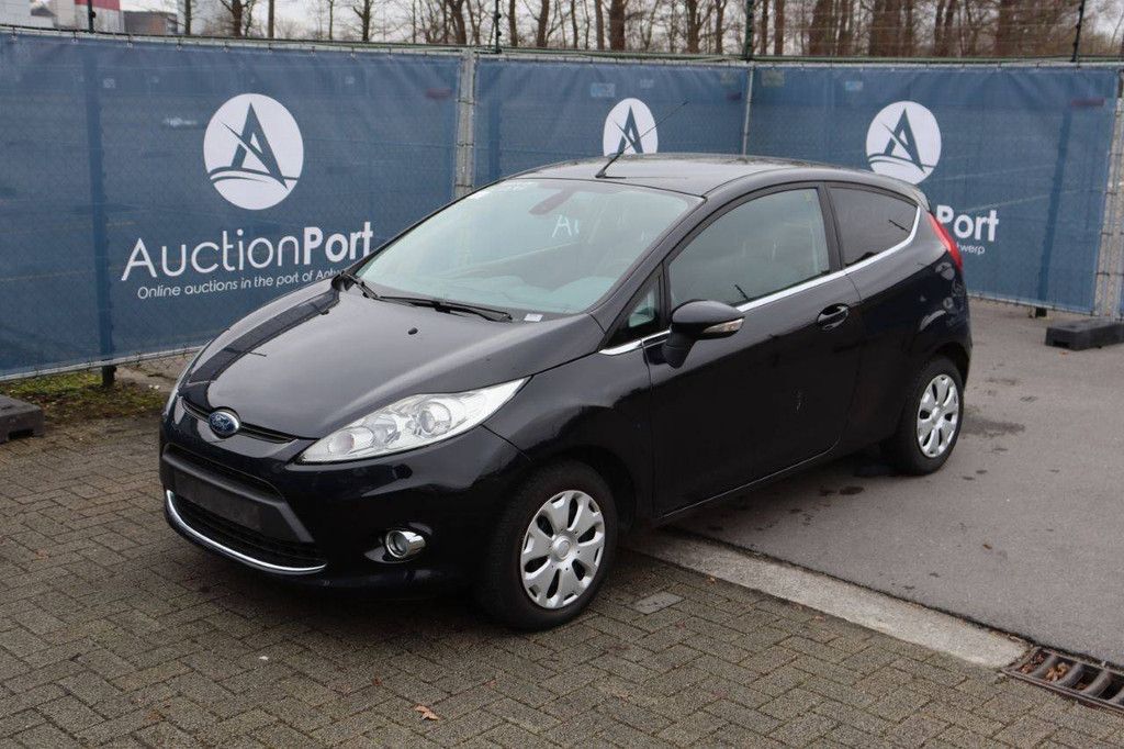 Pkw Ford Fiesta Benzin 96 PS 2010 (Marge)