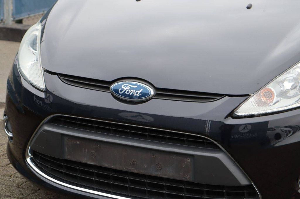 Pkw Ford Fiesta Benzin 96 PS 2010 (Marge)