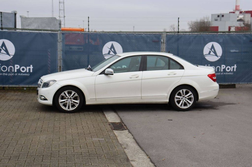 Pkw Mercedes-Benz C-Klasse 200 Diesel 136 PS 2013 (Margin)