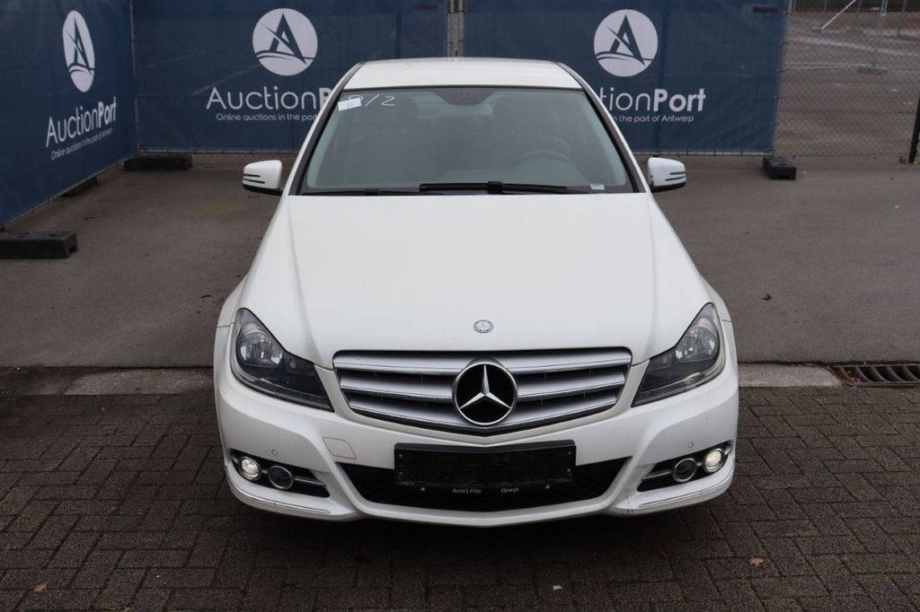 Pkw Mercedes-Benz C-Klasse 200 Diesel 136 PS 2013 (Margin)