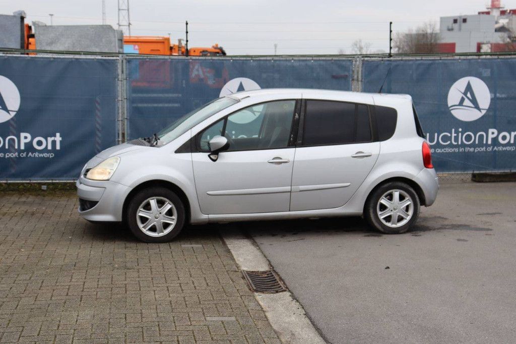 Passenger car Renault Modus Diesel 86 hp 2009 (Margin)