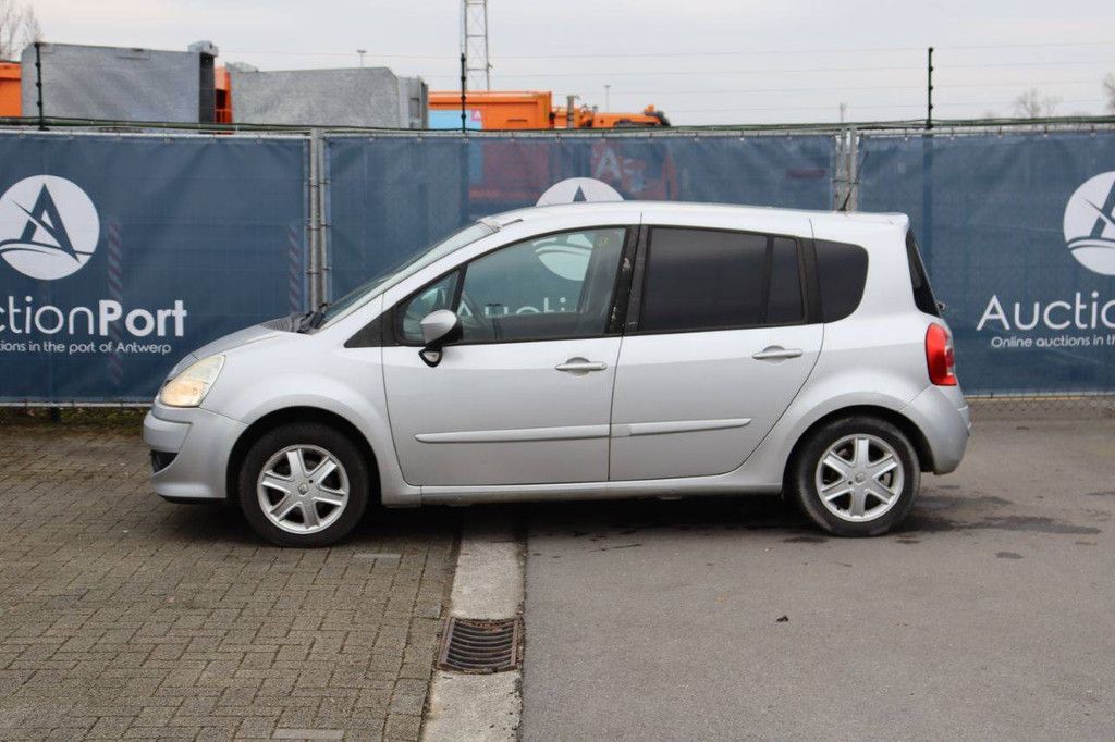 Passenger car Renault Modus Diesel 86 hp 2009 (Margin)