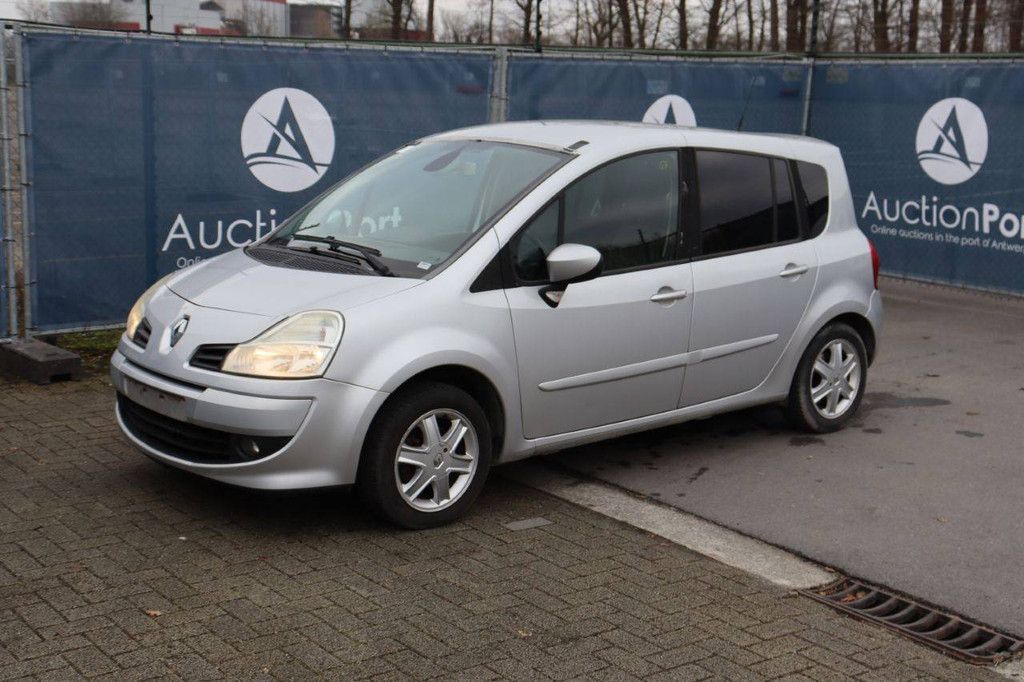 Passenger car Renault Modus Diesel 86 hp 2009 (Margin)