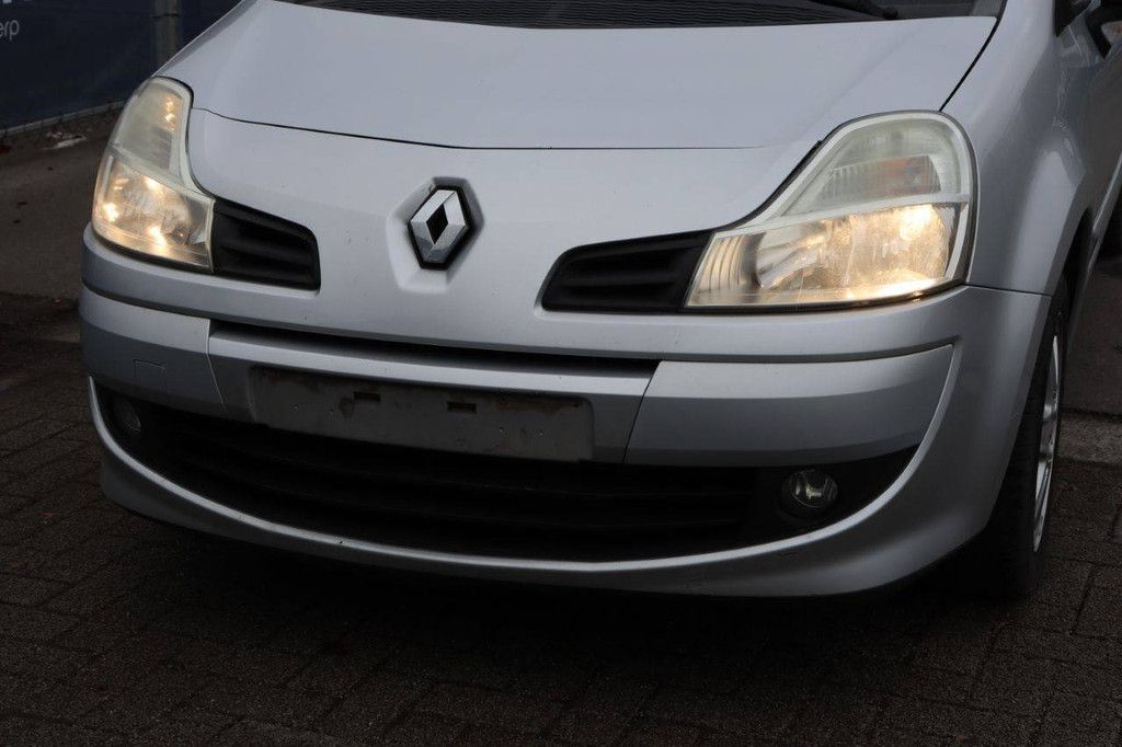 Passenger car Renault Modus Diesel 86 hp 2009 (Margin)