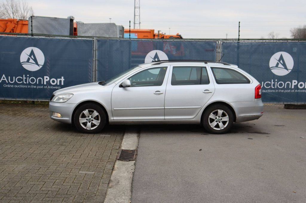 Passenger car Skoda Octavia Diesel 105 hp 2012 (Margin)