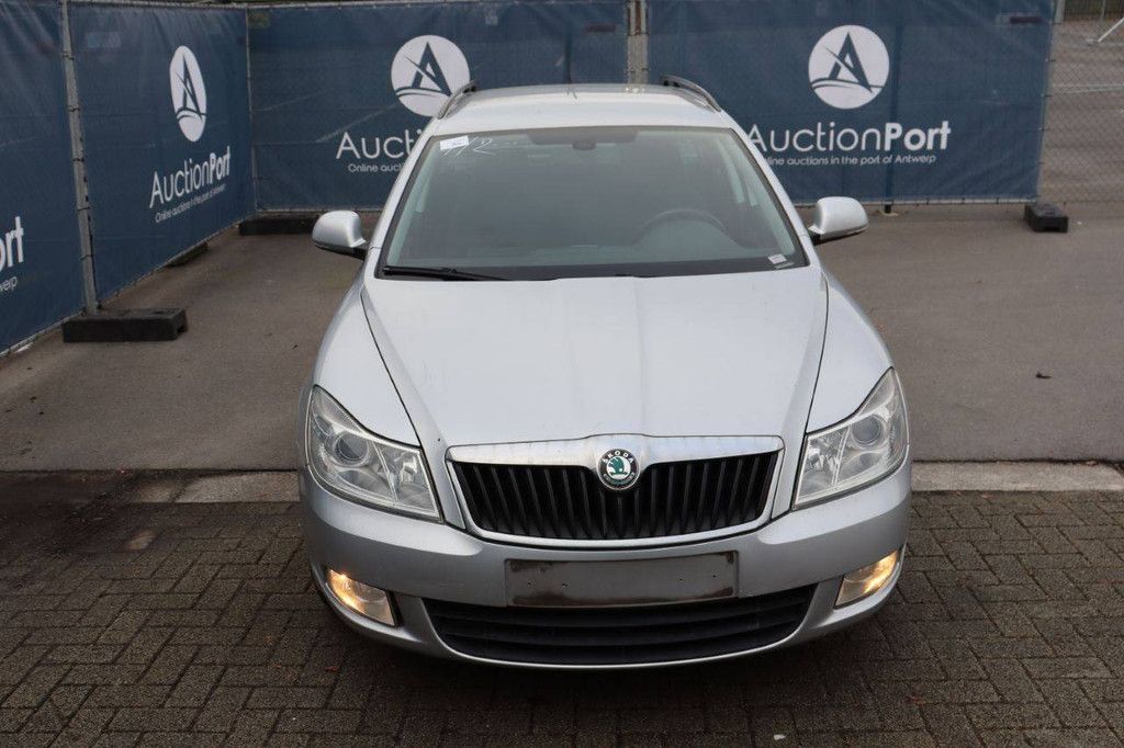 Passenger car Skoda Octavia Diesel 105 hp 2012 (Margin)