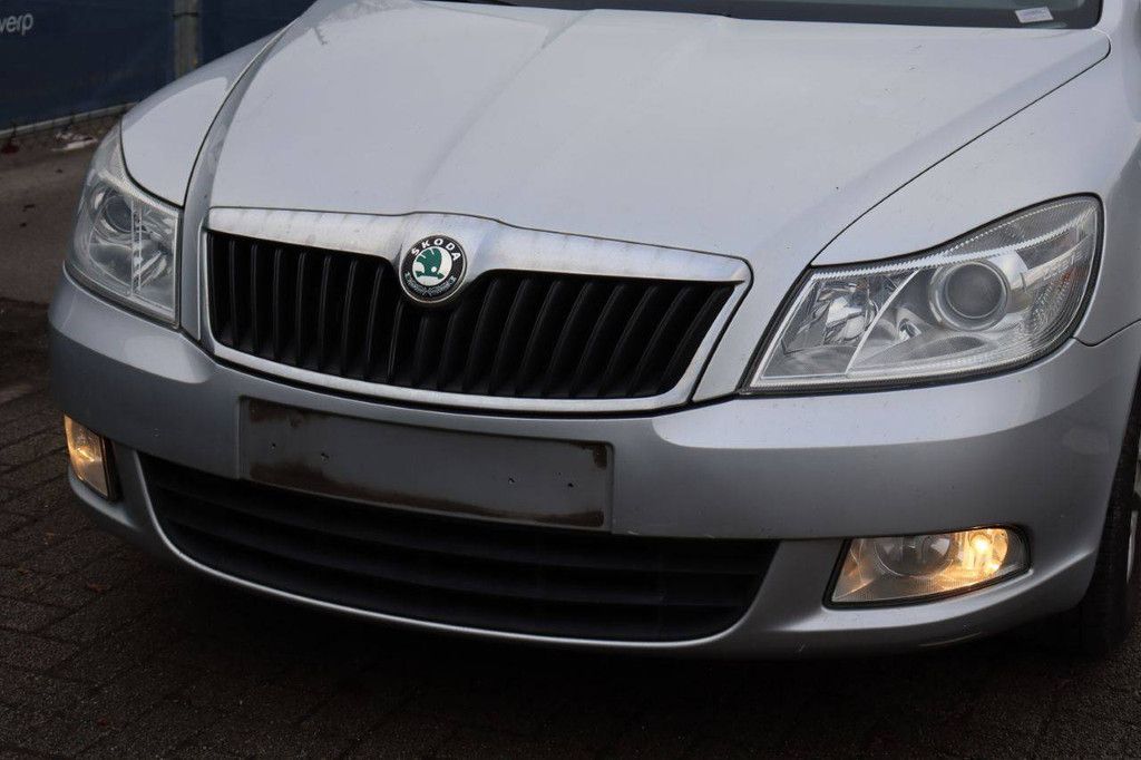 Passenger car Skoda Octavia Diesel 105 hp 2012 (Margin)