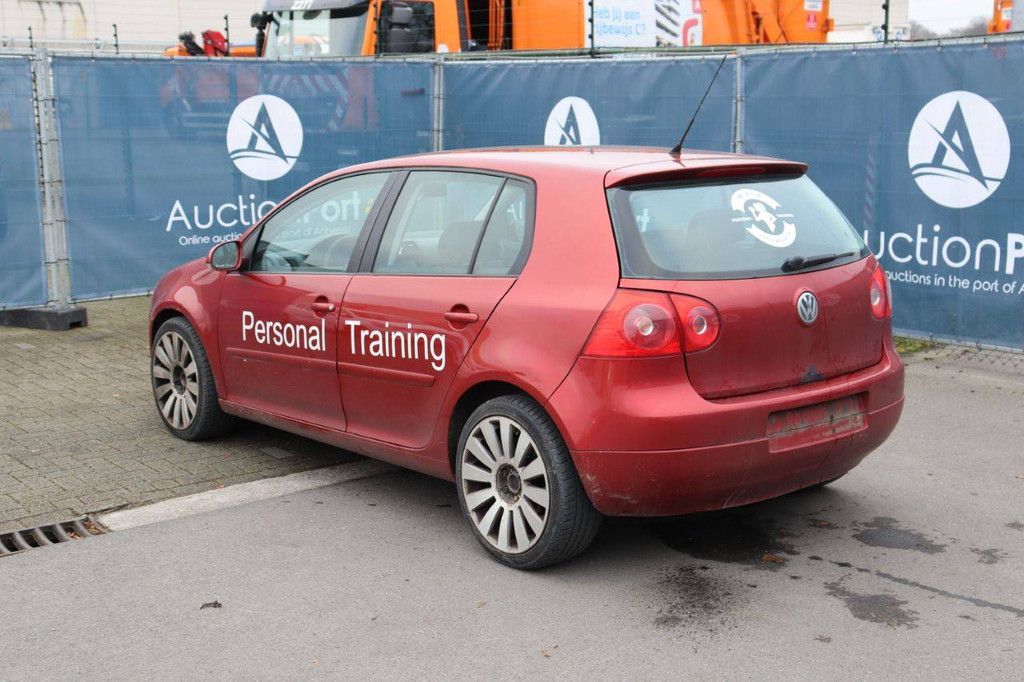 Pkw Volkswagen Golf Benzin 115 PS 2006 (Margin)