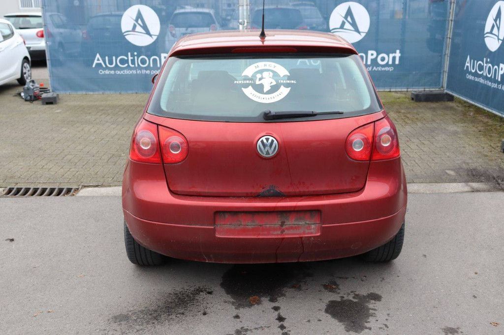 Pkw Volkswagen Golf Benzin 115 PS 2006 (Margin)