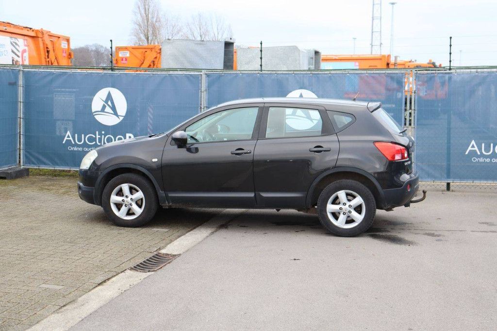 Passenger car Nissan Qashqai Diesel 106 hp 2007 (Margin)
