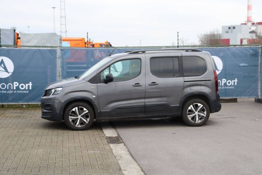 Passenger car Peugeot Rifter Diesel 130 hp 2020 (Margin)