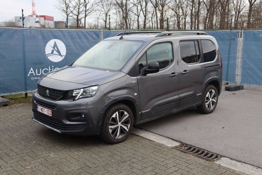 Passenger car Peugeot Rifter Diesel 130 hp 2020 (Margin)