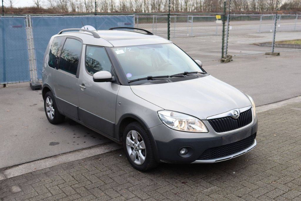 Peugeot Skoda Roomster Petrol 86pk 2015 (Margin)