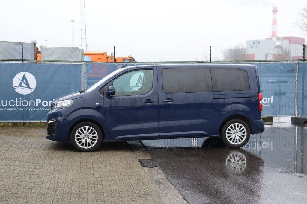 Passenger car Peugeot Traveller Diesel 150 hp 2020 (Margin)