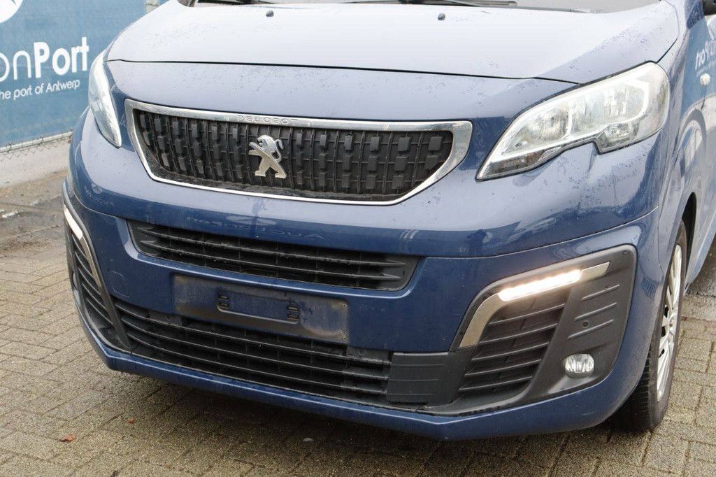 Passenger car Peugeot Traveller Diesel 150 hp 2020 (Margin)