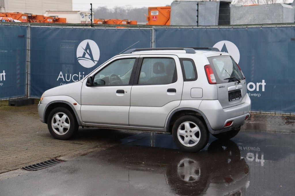 Passenger car Suzuki Ignis Petrol 86 hp 2002 (Margin)