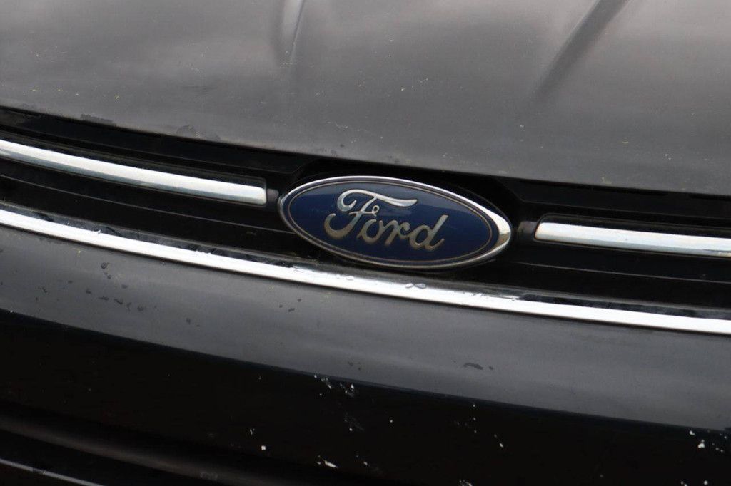 SUV Ford Kuga Diesel 150hp 2015 (Margin)