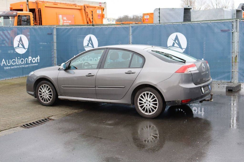 Passenger car Renault Laguna Petrol 110 hp 2008 (Margin)