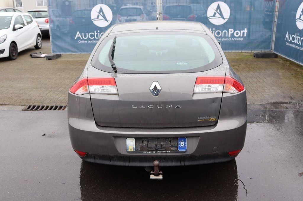 Passenger car Renault Laguna Petrol 110 hp 2008 (Margin)