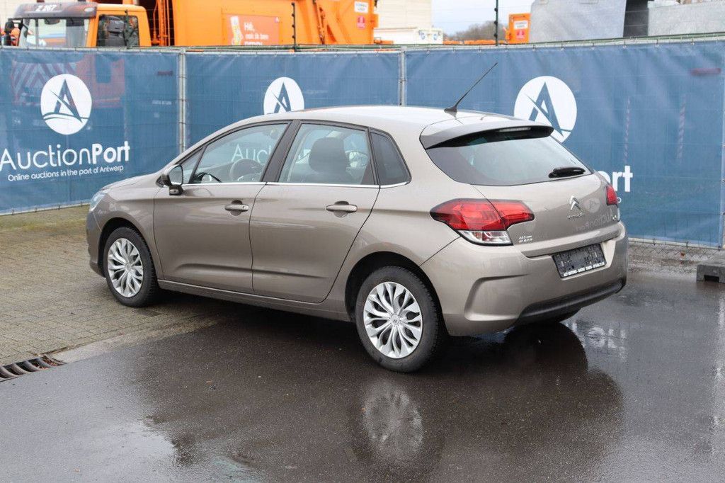 Passenger car Citroën C4 Petrol 130 hp 2016 (Margin)